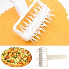 1pc Kitchen Baking Roller Plastic Baking Spike Roller Pastry Pizza Dough Docker Roller (White/Beige, Random Color)