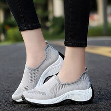 2019 Female Slip-on Woman Sneakers High Quality Non Slip Comfortable Casual Shoes Sneakers Breathable Outdoor Walking Shoes