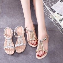 2019 summer new flat bottom wild rhinestone beach soft bottom sandals ladies casual sandals