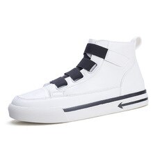 2020 Mens Leather Shoes Outdoor Sneakers Male Loafers Brand Men's Casual Shoes For Man Leather Flats White Size 39-44 !
