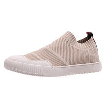 Board Shoes Women 2020 Spring Autumn New Fashion Knitted Flat Shoes Slip on Breathable Casual Black Loafers Woman