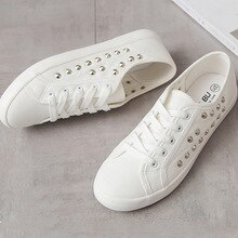 Canvas shoes girls Big size 4.5-12 white sneakers rivet shallow fashion sneakers hard-wearing women casual shoes autumn