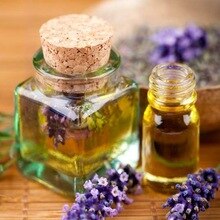 Lavender essential oil can clean skin, control oil content, remove spot, whiten, wrinkle and tender skin