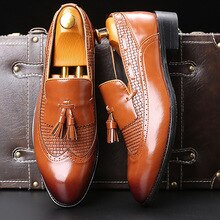 Man's shoes Leather men's shoes Tassels Fashion 2020 New Loafers for men Comfortable Slip-ons Heel Formal