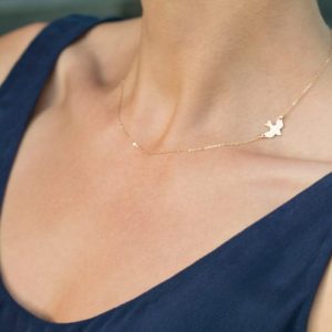 Metal Peace Bird Pigeon Small Pigeon Women Necklace Clavicle Chain Pendant Necklace Gift