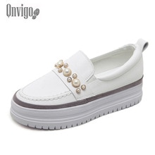 Qnvigo Platform Sneakers Shiny Leather Pearl Studded White Vulcanized Shoes Pumps Height Increasing Elegant Chaussures Femme 202