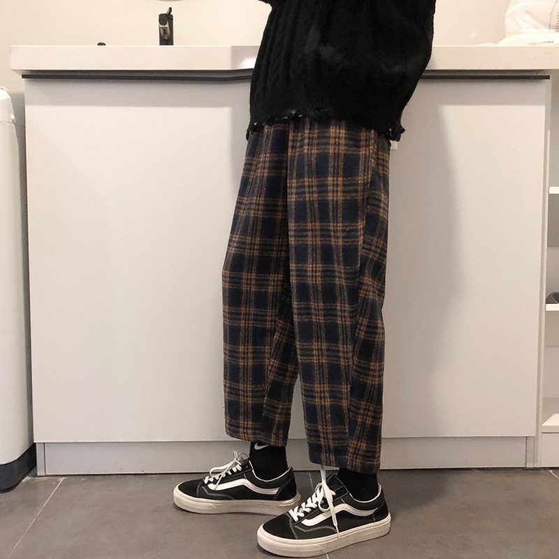 Winter Thicken Woolen Pants Men's Fashion Retro Casual Plaid Pants Men Streetwear Wild Loose Straight Trousers Mens M-2XL